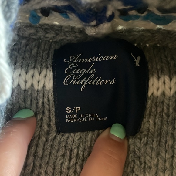 American eagle sweater - Picture 3 of 3